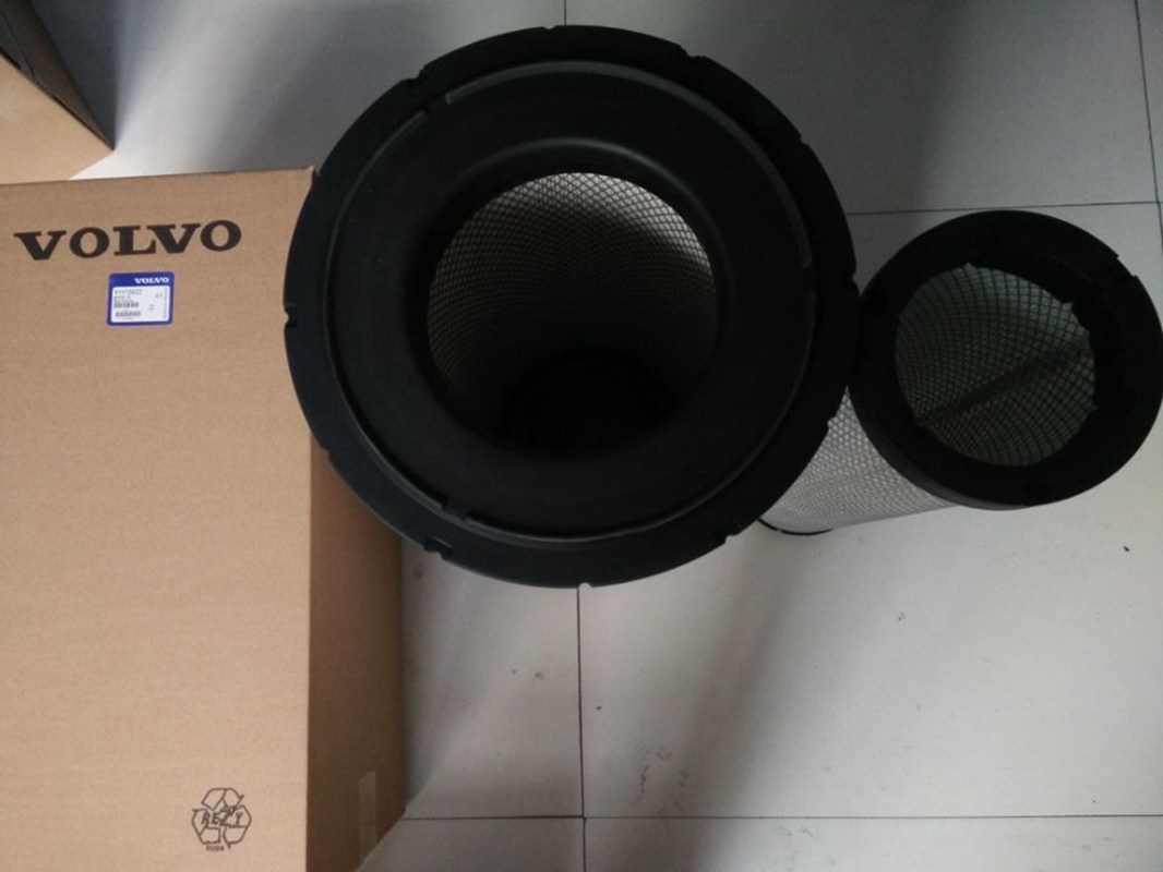 11110022 Volvo Excavator Air Filter Element Air Grid 31*57mm