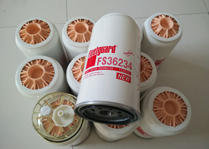 FS36234 Fleetguard Diesel Filter 5300515 Oil Water Separator Clx 343 Fuel