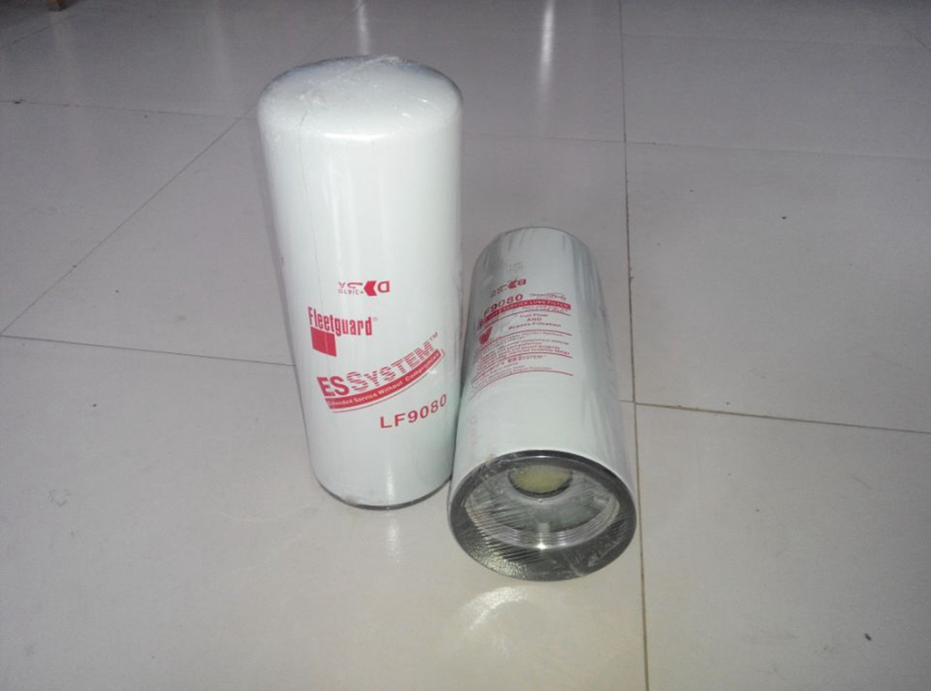 Fleetguard LF9080 Oil Filter 4331005 Oil Grid 2882674 Machine Filter