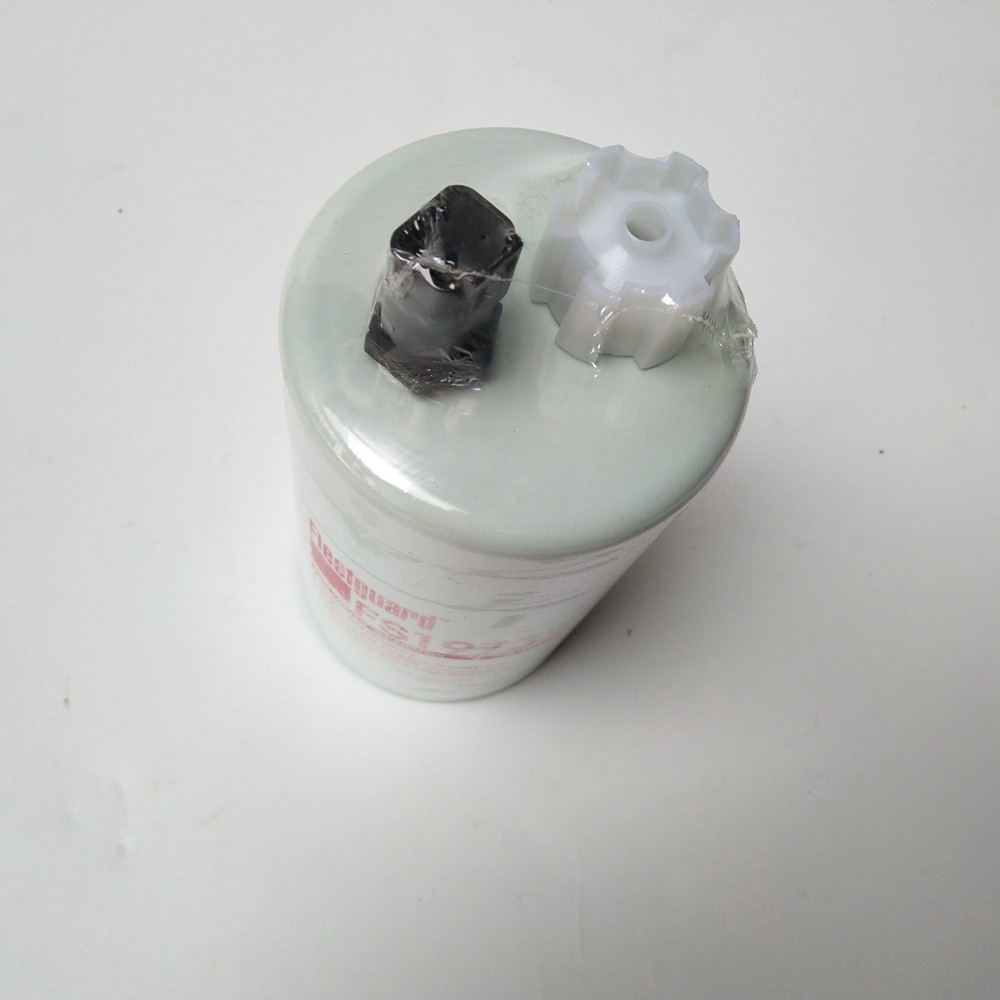 Fleetguard FS19732 Fuel Filter Water Separator Cummins 3973233 Diesel